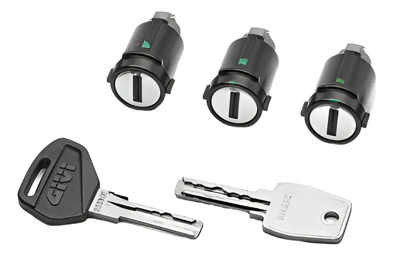 [Z661N] Repuesto Juego De Llaves Baúl Trasero Moto Givi Z661n Rpm Negro
